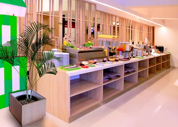 Fave Plus Hotel Palembang